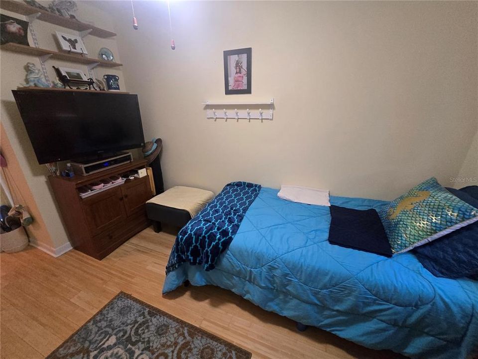 На продажу: $184,000 (2 спален, 2 ванн, 1405 Квадратных фут)