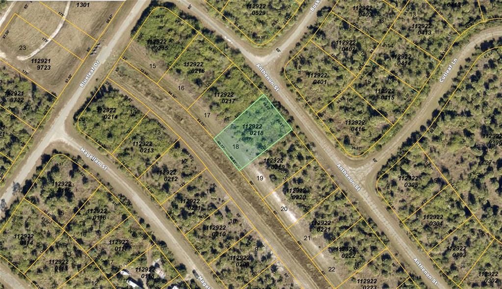 На продажу: $35,000 (0.26 acres)