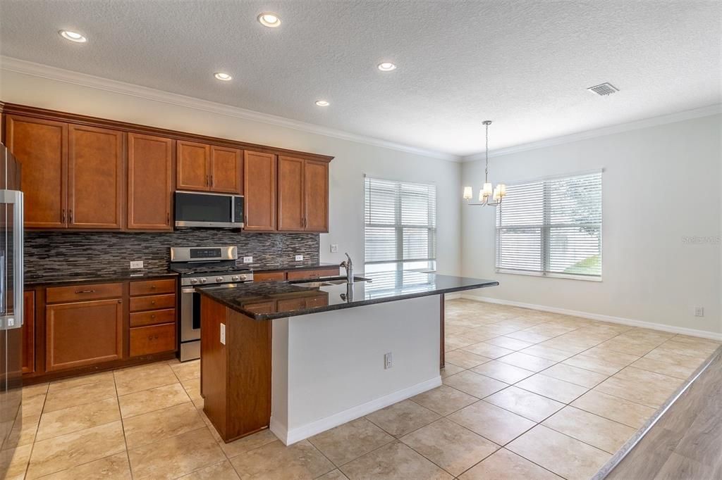 For Sale: $419,900 (3 beds, 2 baths, 1792 Square Feet)