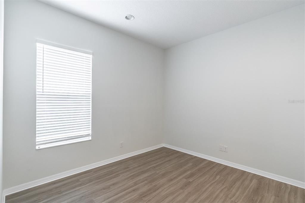 For Sale: $419,900 (3 beds, 2 baths, 1792 Square Feet)