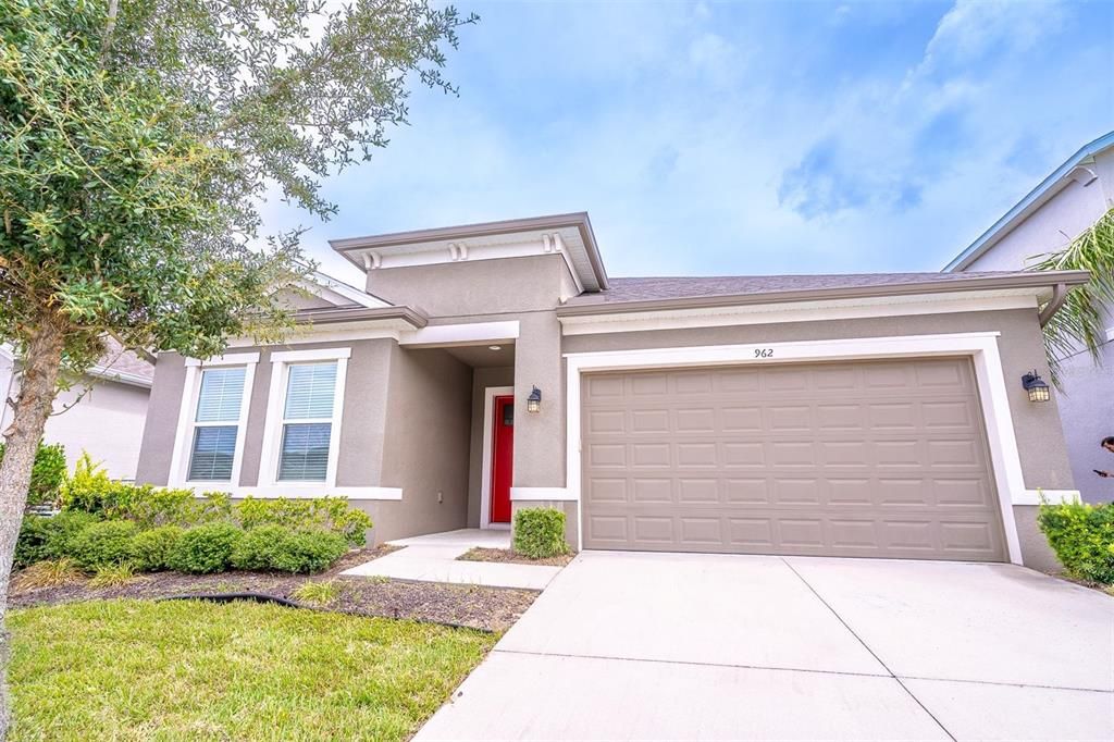 For Sale: $419,900 (3 beds, 2 baths, 1792 Square Feet)