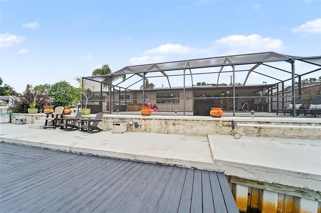 For Sale: $375,000 (2 beds, 2 baths, 1502 Square Feet)