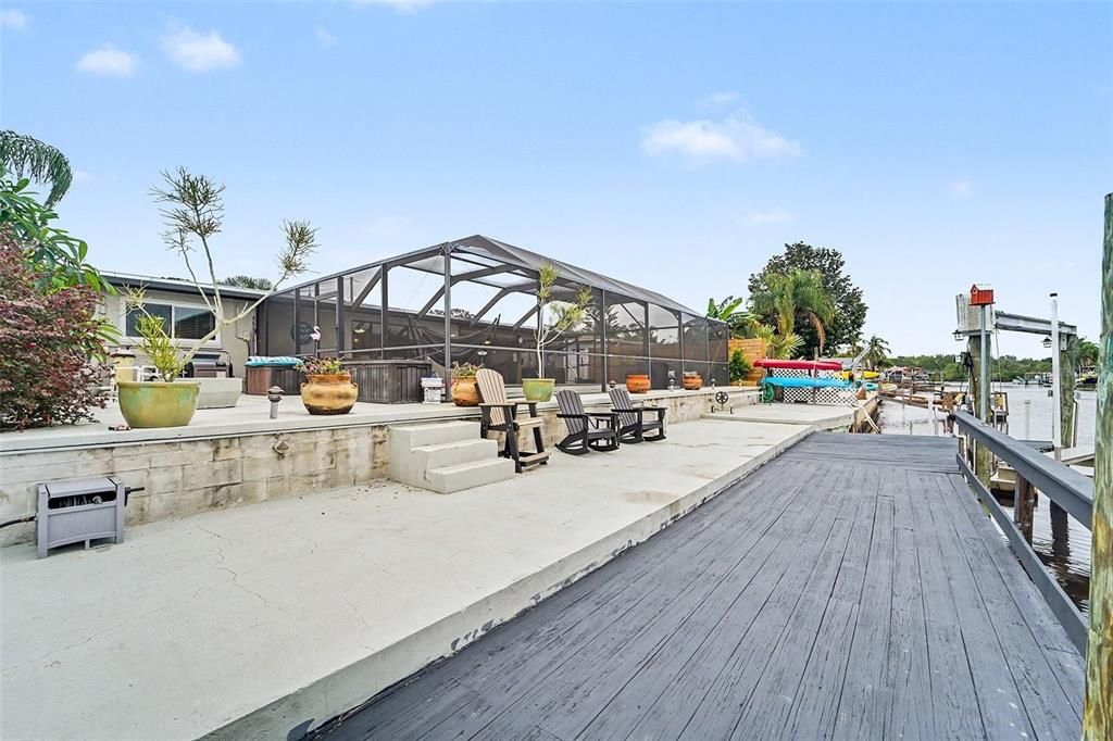 For Sale: $375,000 (2 beds, 2 baths, 1502 Square Feet)