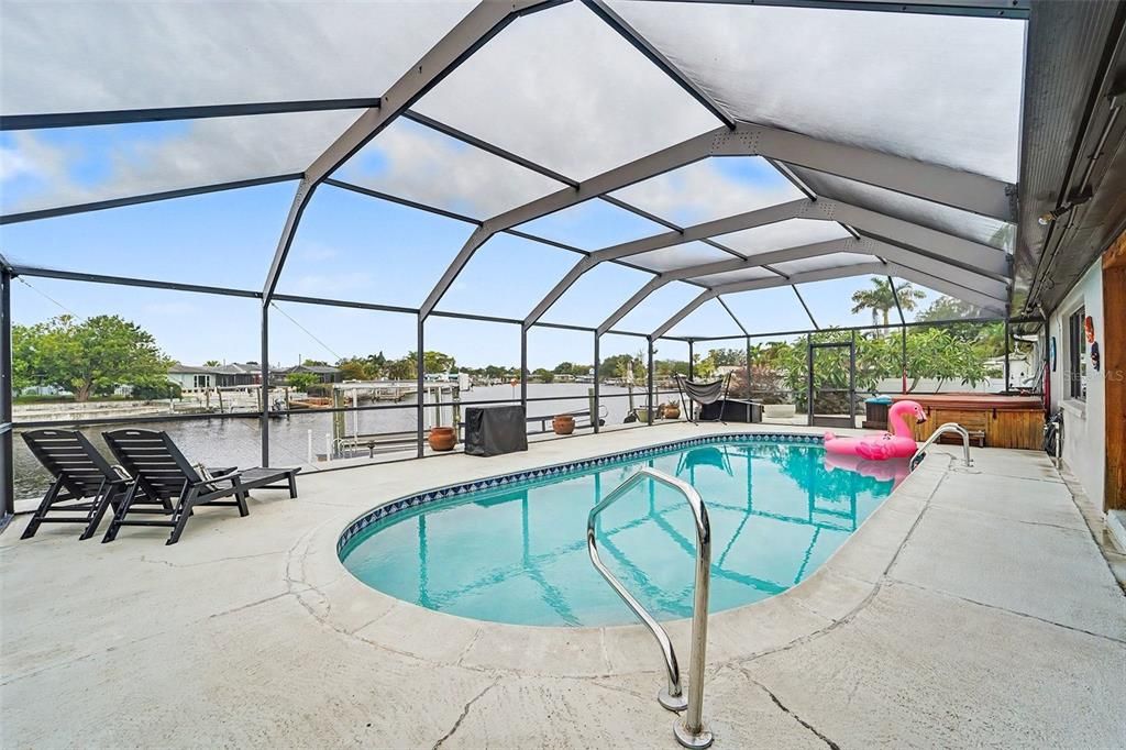For Sale: $375,000 (2 beds, 2 baths, 1502 Square Feet)