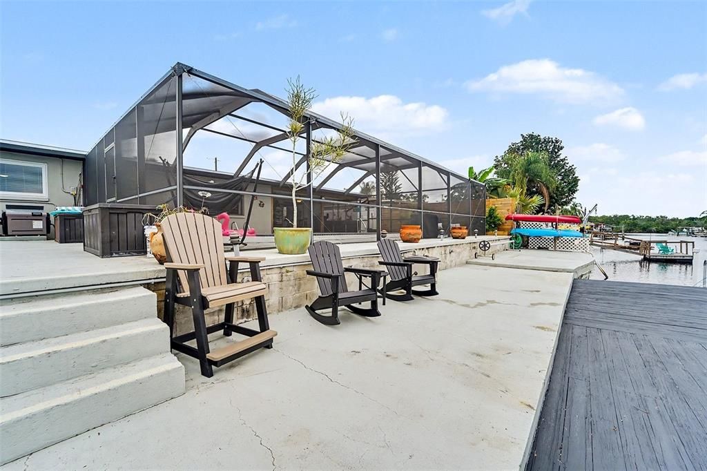 For Sale: $375,000 (2 beds, 2 baths, 1502 Square Feet)