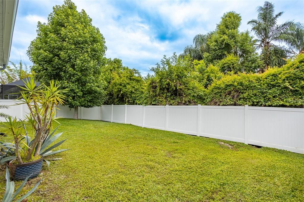 For Sale: $699,000 (4 beds, 2 baths, 2667 Square Feet)