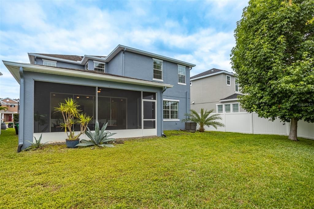 For Sale: $699,000 (4 beds, 2 baths, 2667 Square Feet)
