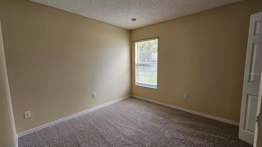 For Rent: $1,895 (3 beds, 2 baths, 1300 Square Feet)