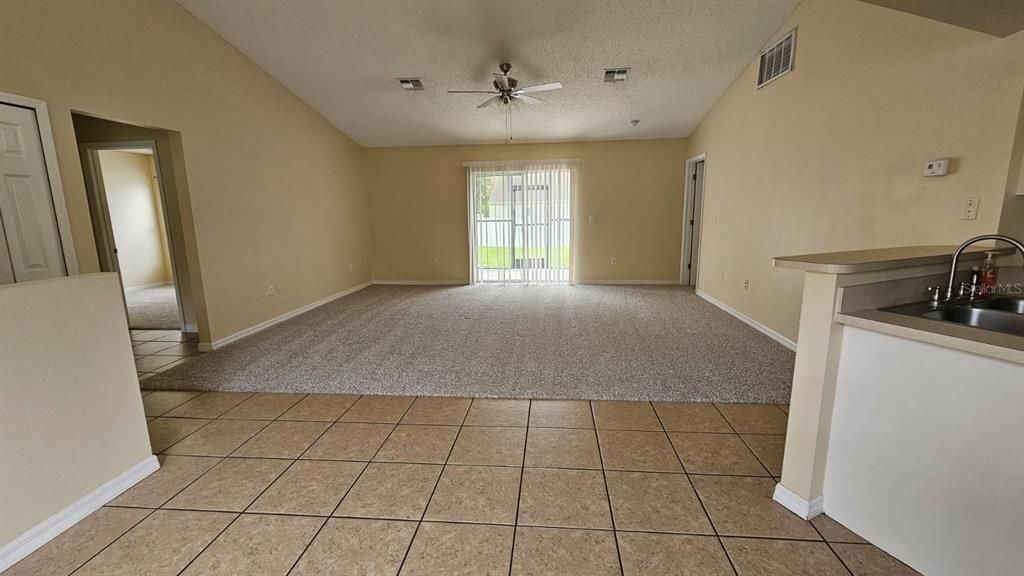 For Rent: $1,895 (3 beds, 2 baths, 1300 Square Feet)