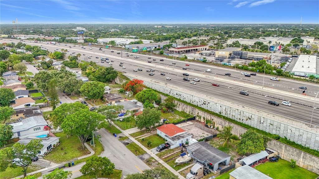For Sale: $330,000 (3 beds, 1 baths, 977 Square Feet)