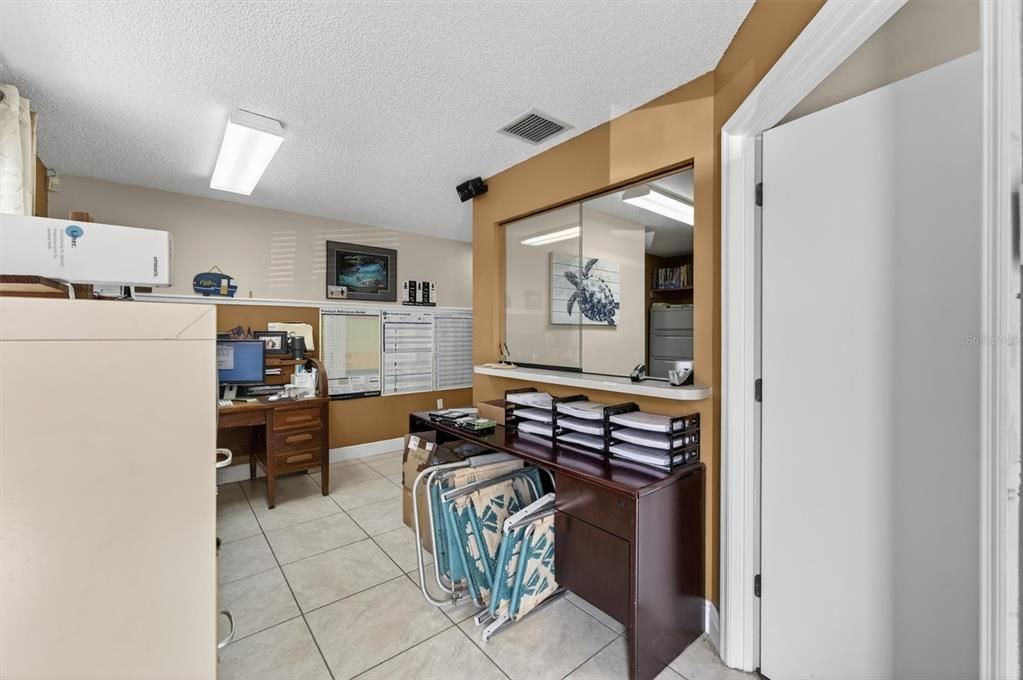 For Sale: $425,000 (0 beds, 0 baths, 2760 Square Feet)