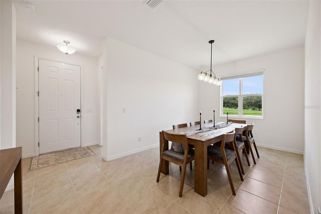 En Venta: $575,000 (6 camas, 4 baños, 3235 Pies cuadrados)