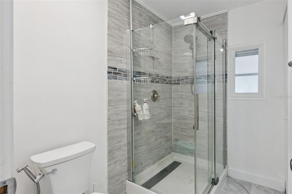 For Sale: $619,900 (3 beds, 2 baths, 2532 Square Feet)