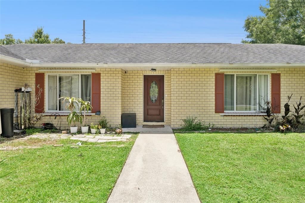 For Sale: $619,900 (3 beds, 2 baths, 2532 Square Feet)
