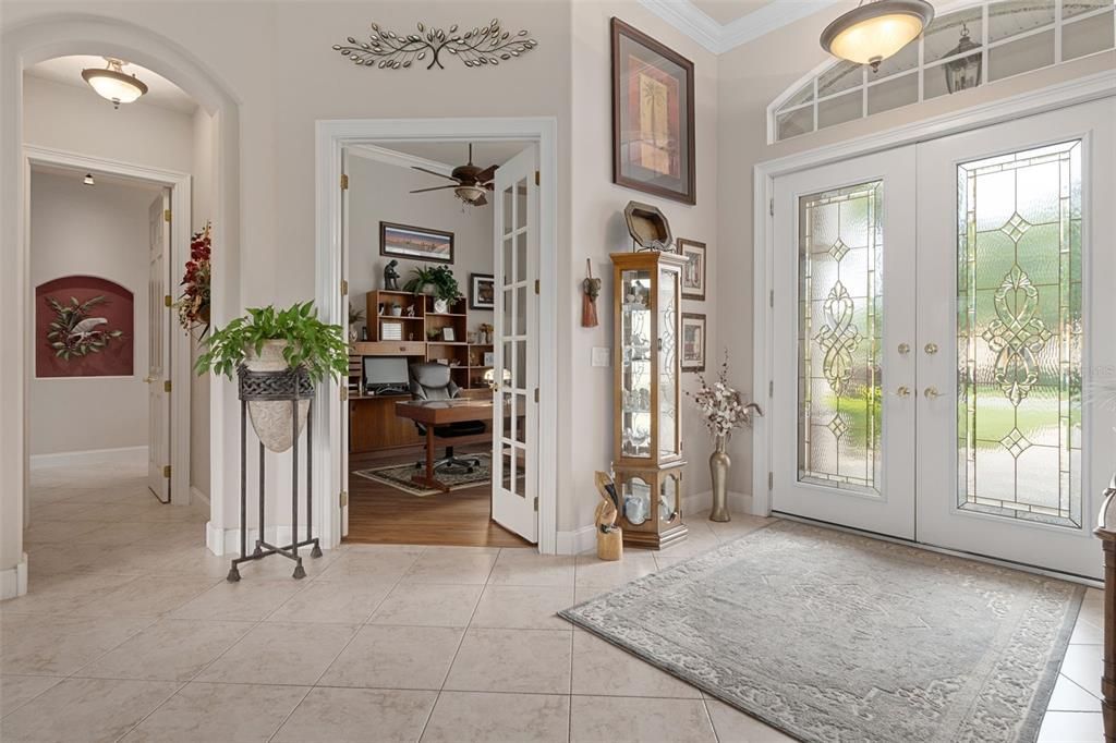 En Venta: $530,000 (3 camas, 3 baños, 2636 Pies cuadrados)