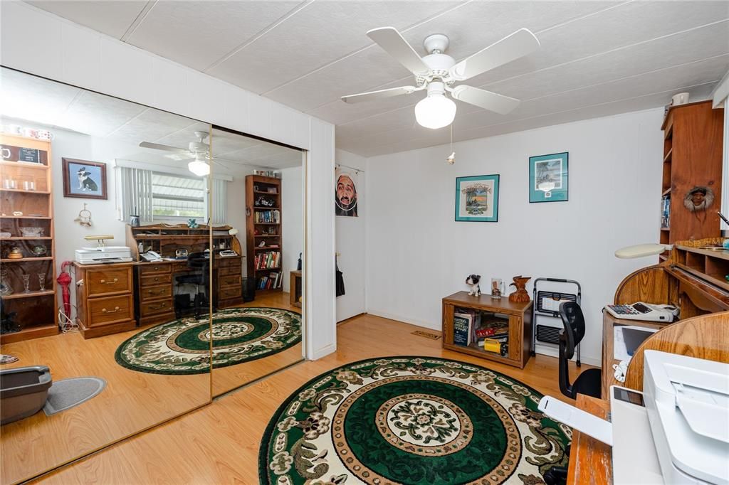For Sale: $99,000 (3 beds, 2 baths, 1344 Square Feet)