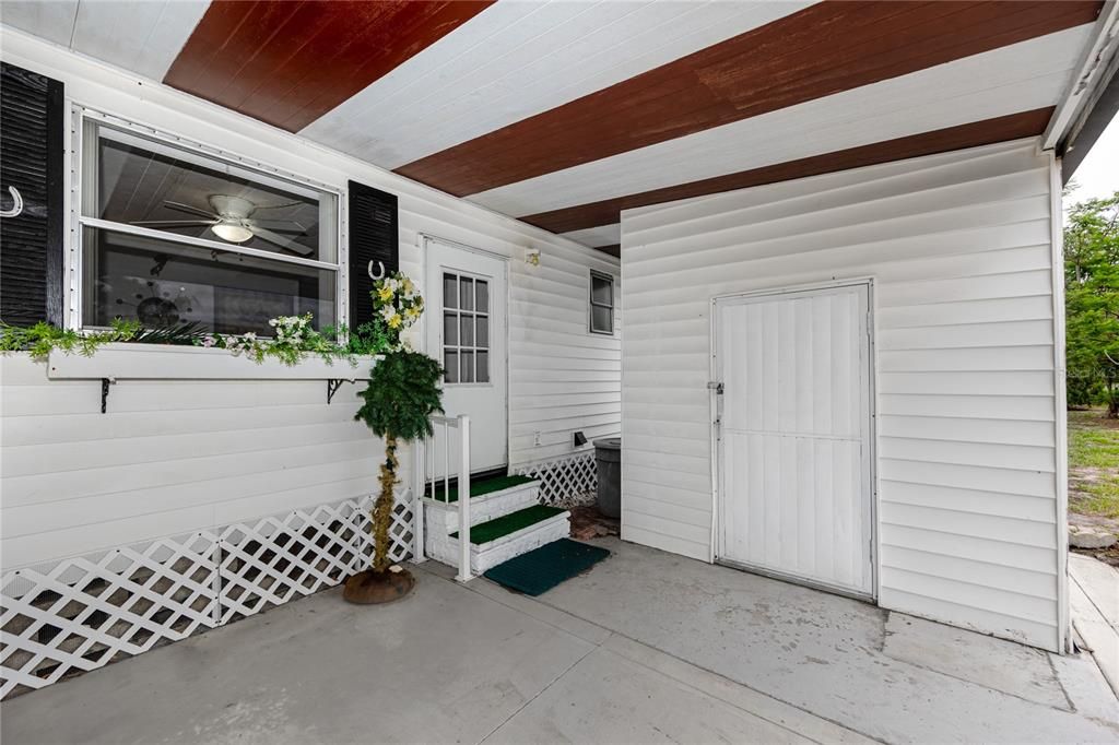 For Sale: $99,000 (3 beds, 2 baths, 1344 Square Feet)