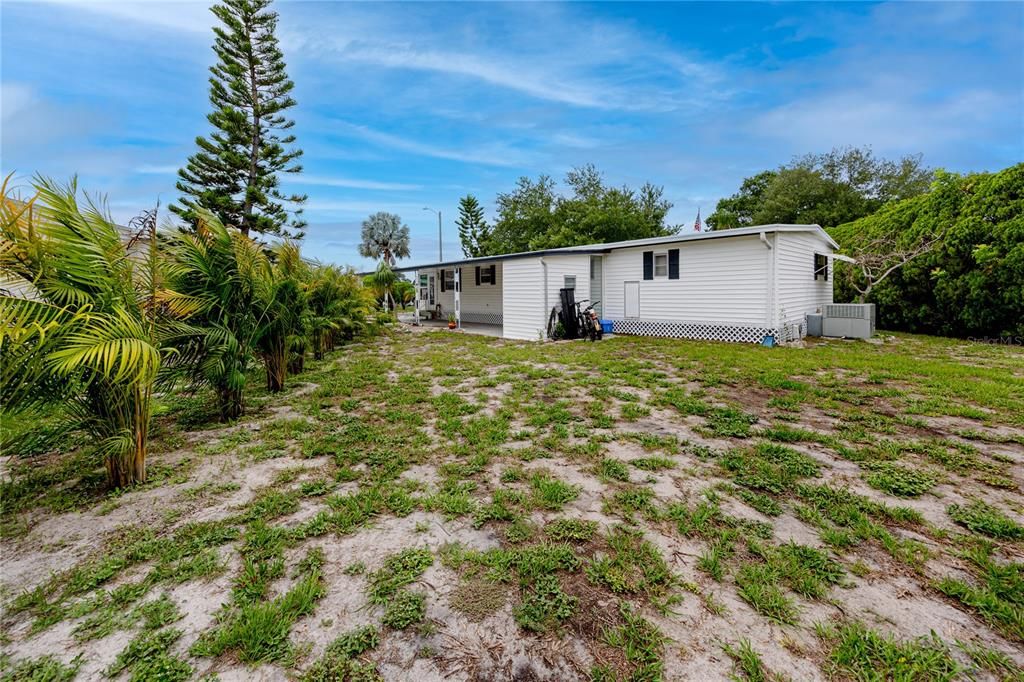 For Sale: $99,000 (3 beds, 2 baths, 1344 Square Feet)
