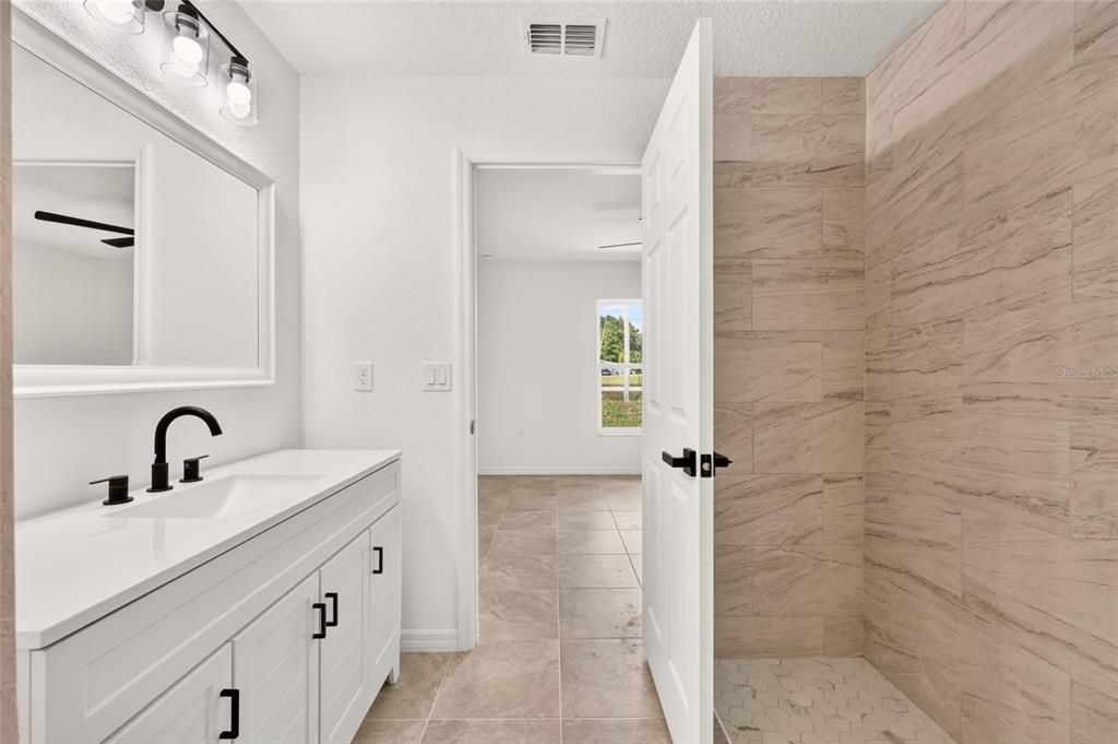 For Sale: $599,900 (6 beds, 0 baths, 2346 Square Feet)