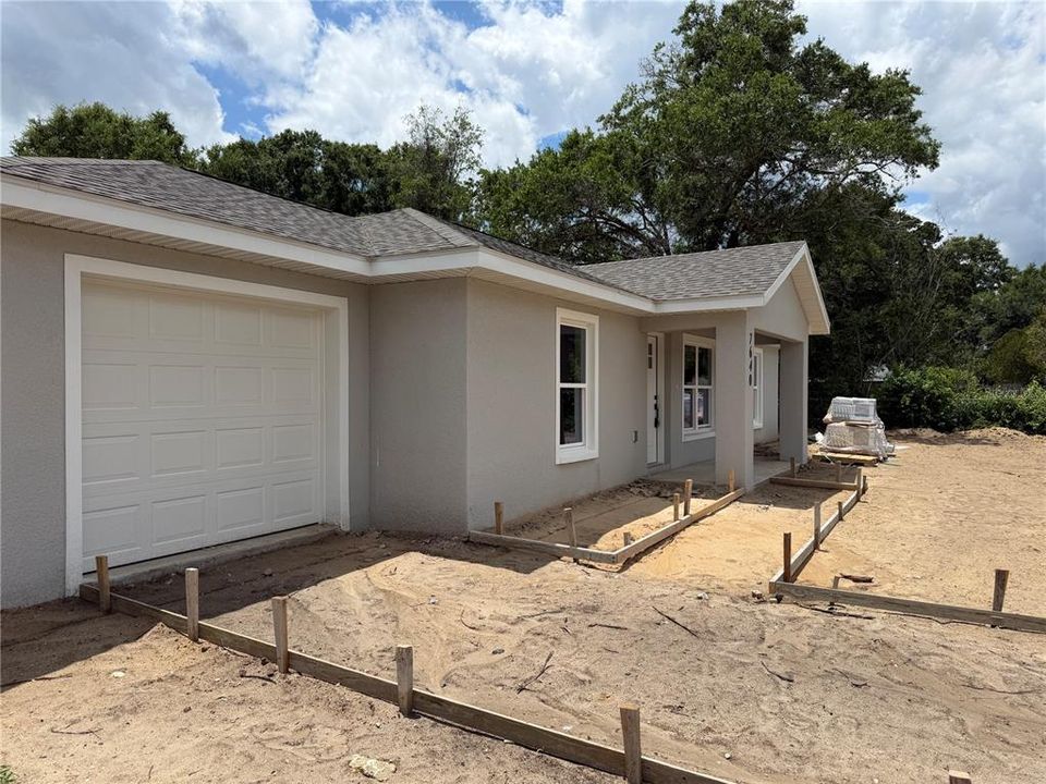 For Sale: $699,900 (6 beds, 0 baths, 2346 Square Feet)