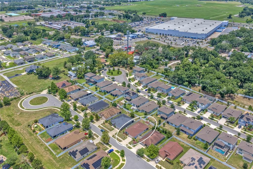 На продажу: $379,000 (4 спален, 2 ванн, 1768 Квадратных фут)