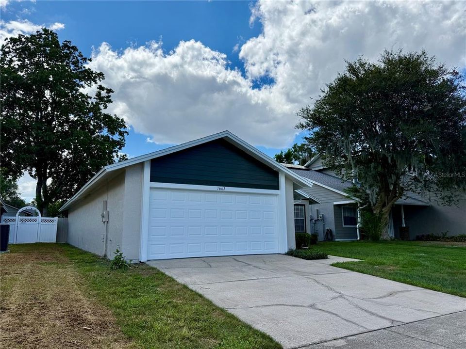 For Sale: $399,900 (3 beds, 2 baths, 1534 Square Feet)