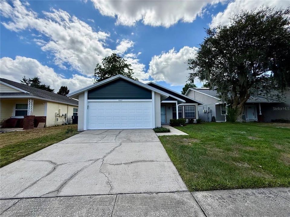 For Sale: $399,900 (3 beds, 2 baths, 1534 Square Feet)