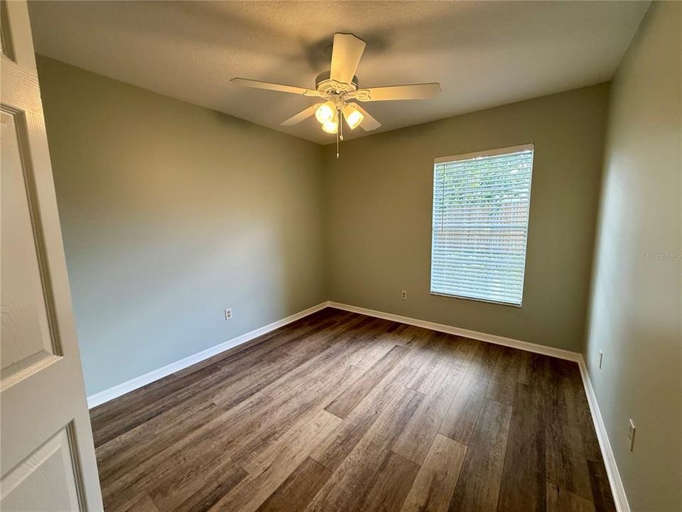 For Sale: $399,900 (3 beds, 2 baths, 1534 Square Feet)