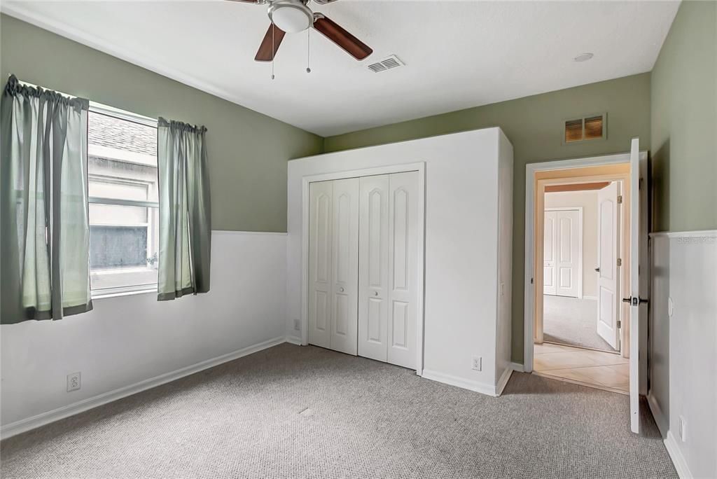 For Sale: $319,900 (3 beds, 2 baths, 1979 Square Feet)