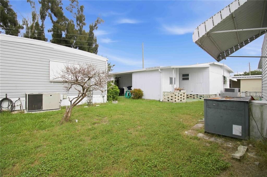 For Sale: $160,000 (2 beds, 2 baths, 1120 Square Feet)