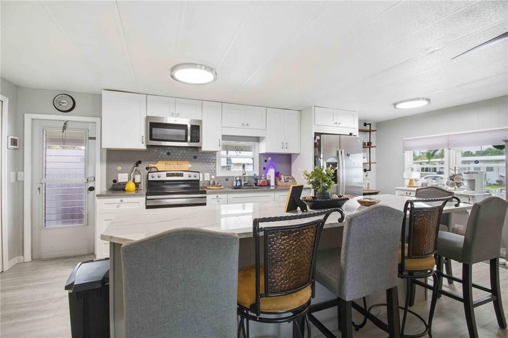 For Sale: $160,000 (2 beds, 2 baths, 1120 Square Feet)