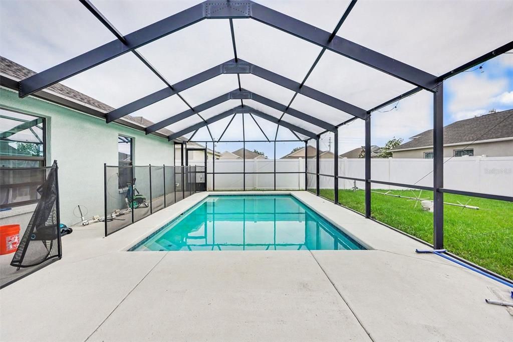For Sale: $355,000 (3 beds, 2 baths, 1740 Square Feet)