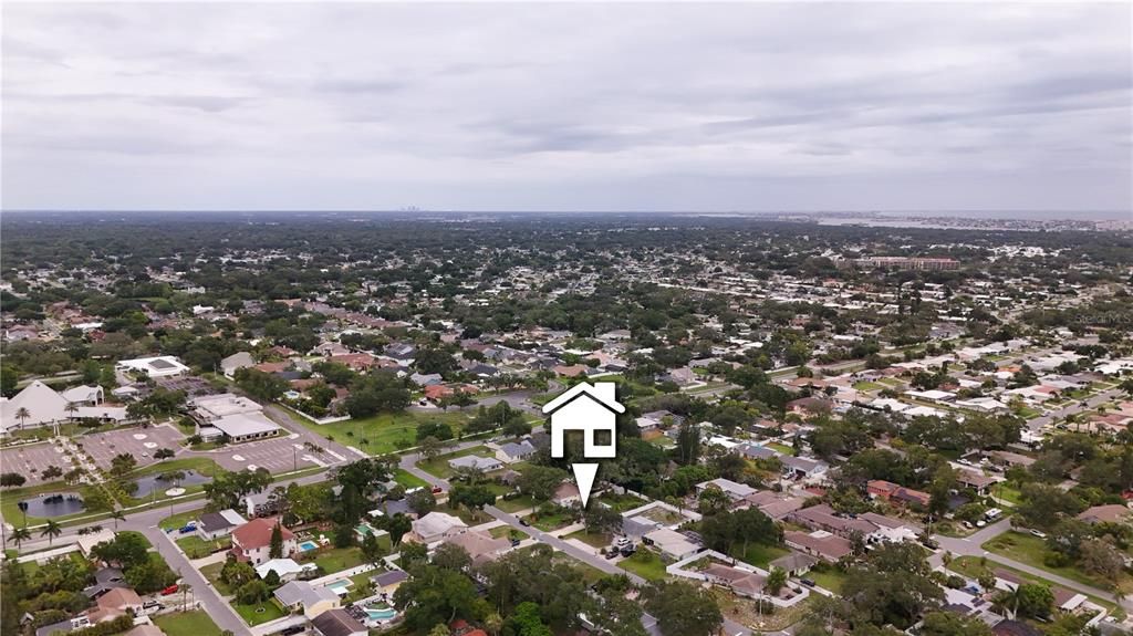 For Sale: $329,000 (2 beds, 1 baths, 1044 Square Feet)