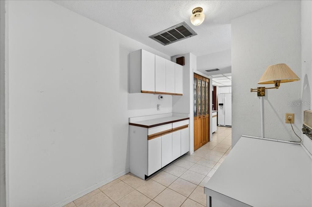 For Sale: $899,900 (4 beds, 4 baths, 4003 Square Feet)