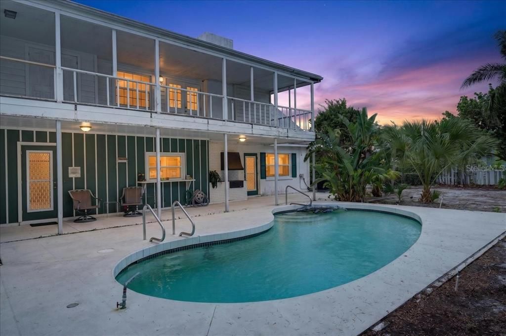 For Sale: $899,900 (4 beds, 4 baths, 4003 Square Feet)
