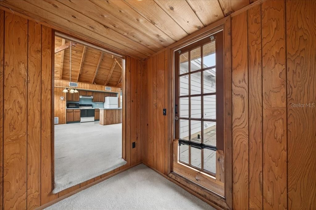 For Sale: $899,900 (4 beds, 4 baths, 4003 Square Feet)