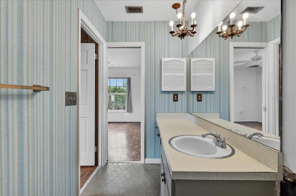 For Sale: $899,900 (4 beds, 4 baths, 4003 Square Feet)