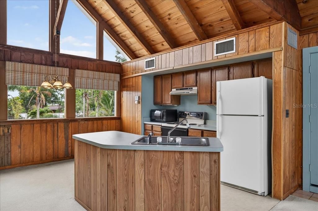 For Sale: $899,900 (4 beds, 4 baths, 4003 Square Feet)