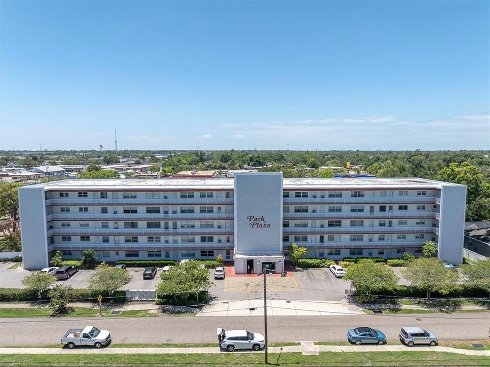 На продажу: $135,000 (1 спален, 1 ванн, 920 Квадратных фут)
