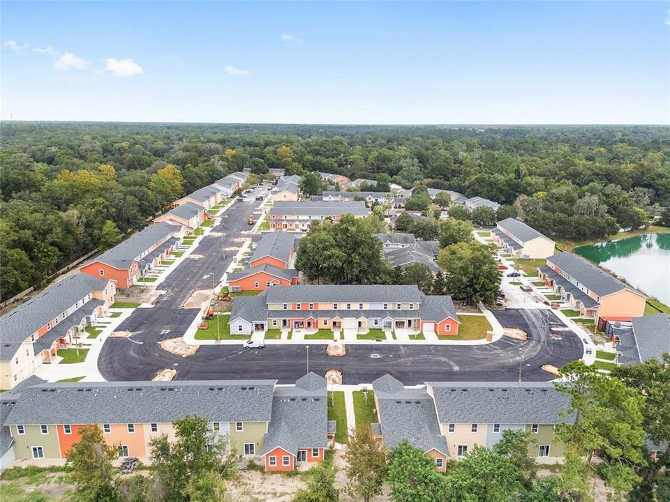 For Sale: $277,520 (3 beds, 2 baths, 1349 Square Feet)
