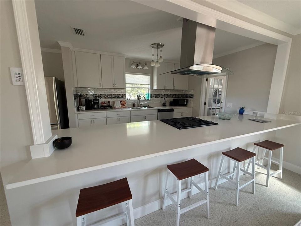 For Rent: $6,500 (3 beds, 2 baths, 1626 Square Feet)