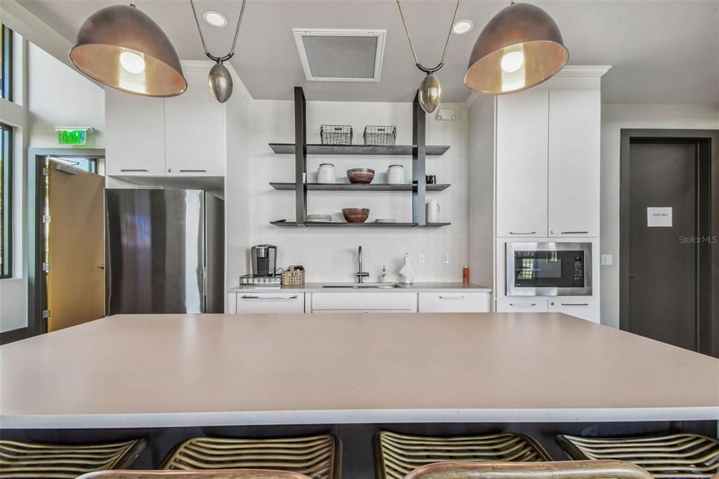 For Sale: $649,900 (4 beds, 3 baths, 2822 Square Feet)