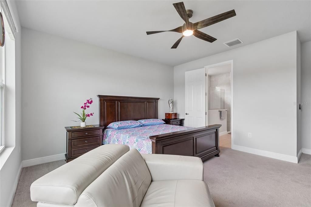 For Sale: $649,900 (4 beds, 3 baths, 2822 Square Feet)