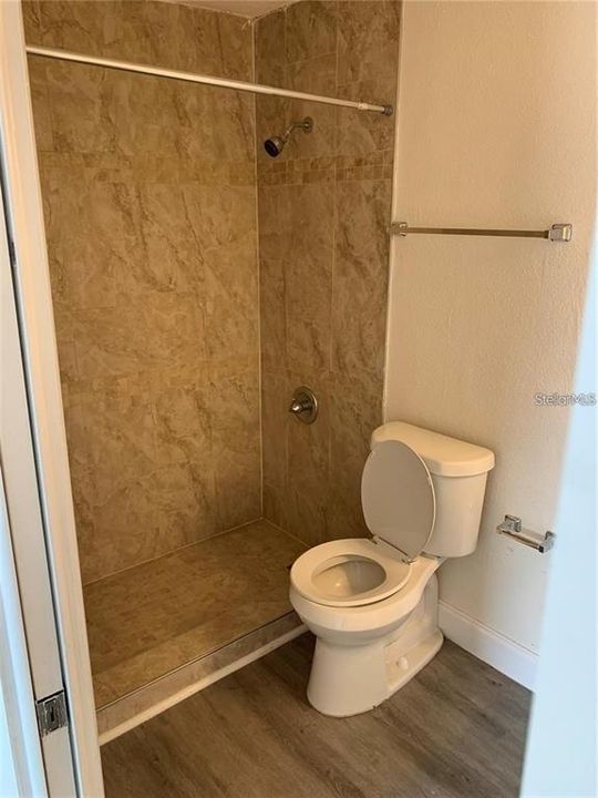 待售: $138,999 (2 贝兹, 2 浴室, 1156 平方英尺)