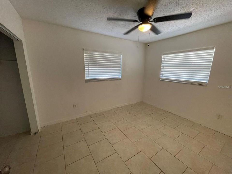 For Rent: $1,600 (2 beds, 1 baths, 760 Square Feet)