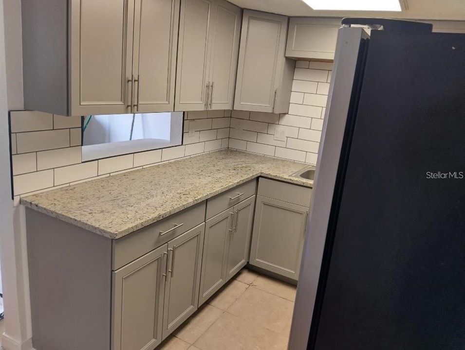 For Rent: $1,600 (2 beds, 1 baths, 760 Square Feet)