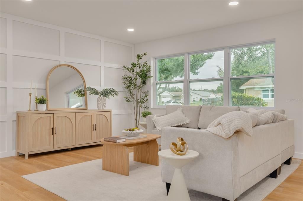 For Sale: $459,900 (3 beds, 2 baths, 1302 Square Feet)
