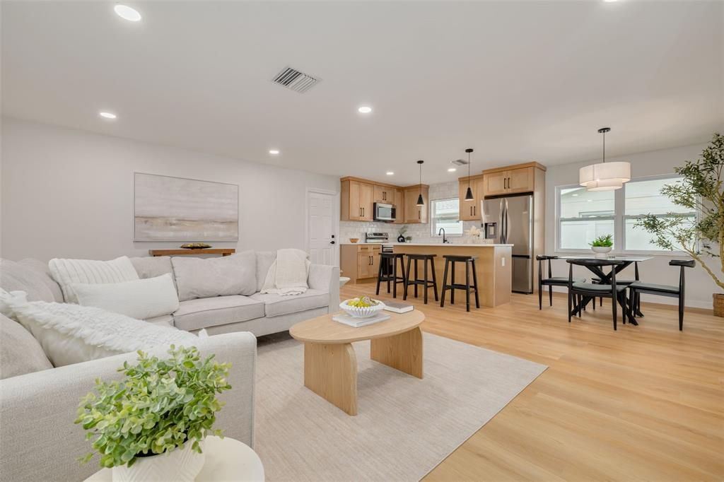 For Sale: $459,900 (3 beds, 2 baths, 1302 Square Feet)
