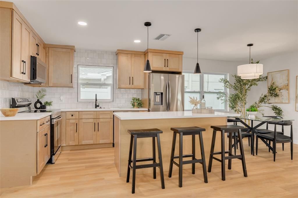 For Sale: $459,900 (3 beds, 2 baths, 1302 Square Feet)