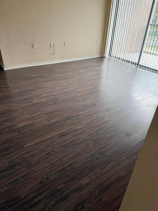 For Rent: $1,750 (3 beds, 2 baths, 1285 Square Feet)